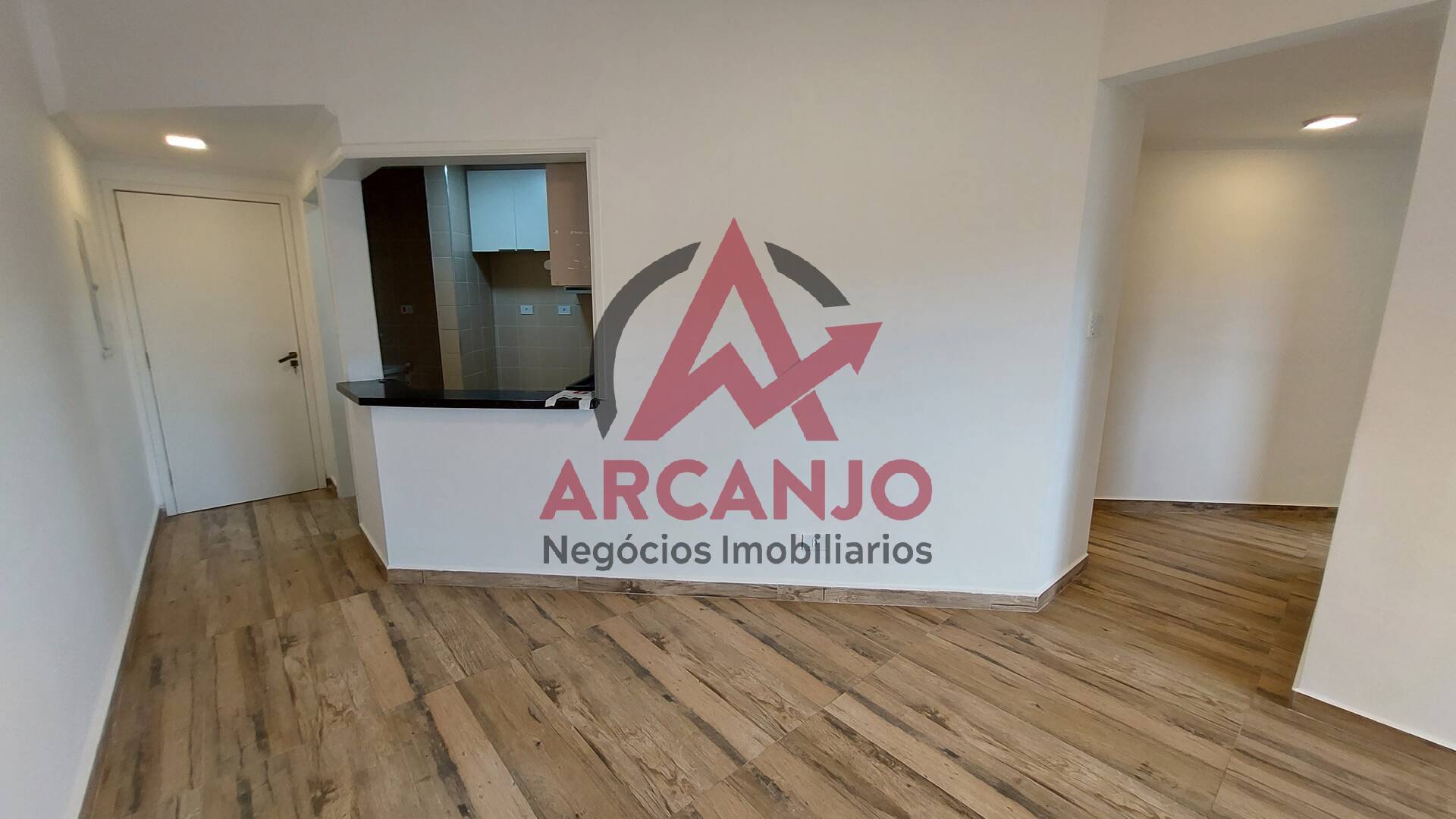 Apartamento à venda com 2 quartos, 70m² - Foto 3