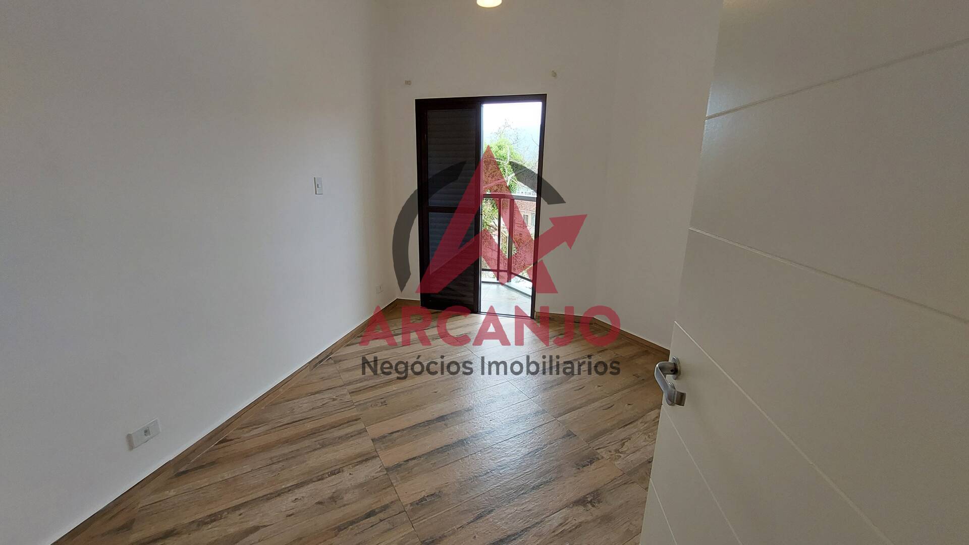 Apartamento à venda com 2 quartos, 70m² - Foto 10