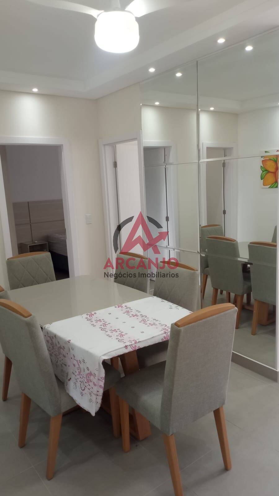 Apartamento à venda com 2 quartos, 75m² - Foto 7