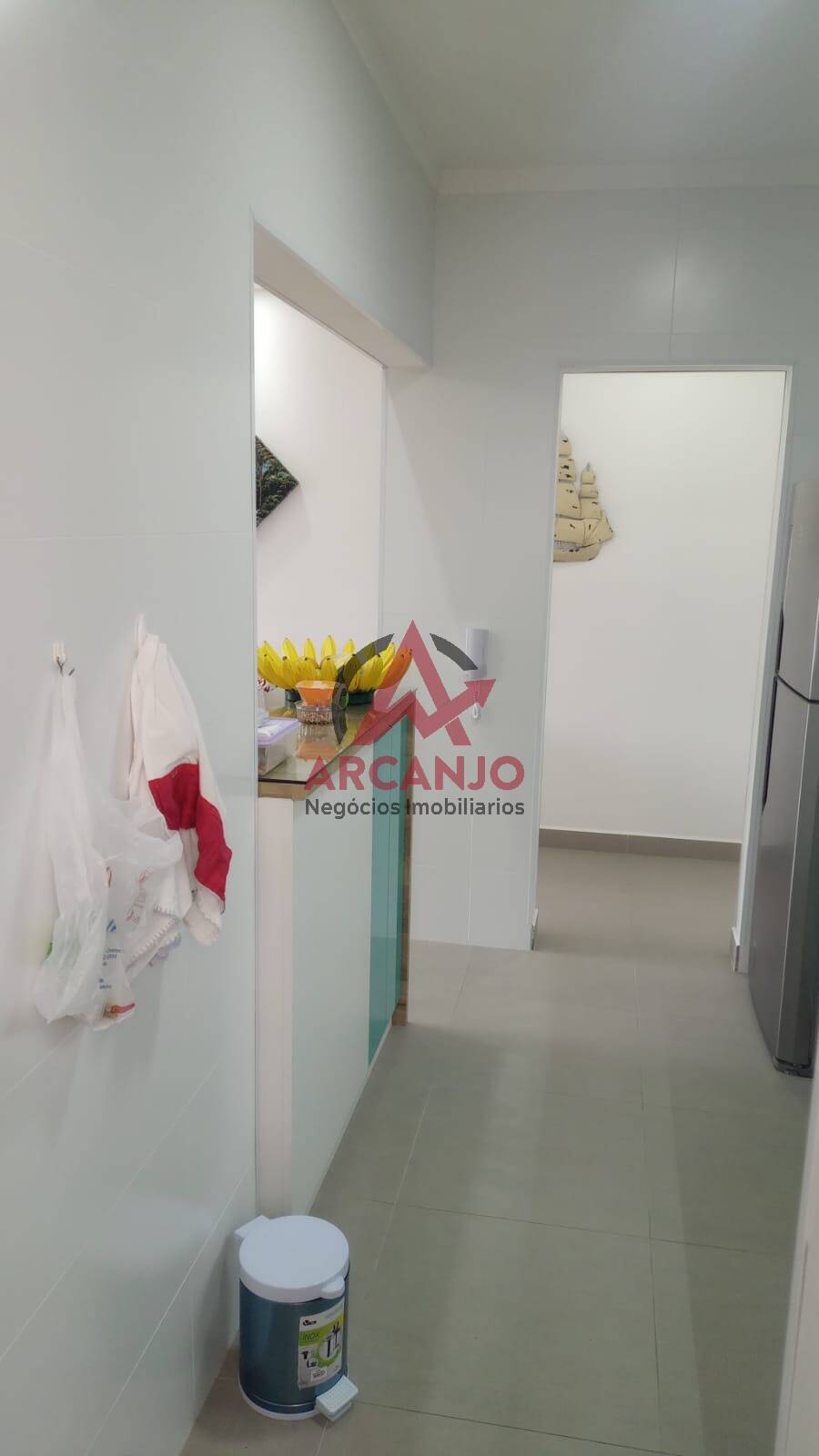 Apartamento à venda com 2 quartos, 75m² - Foto 11