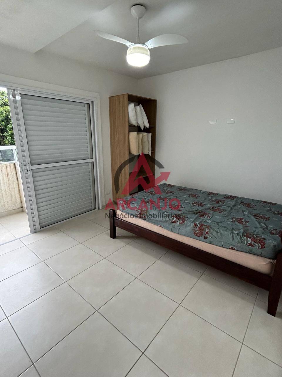 Apartamento à venda com 2 quartos, 70m² - Foto 14