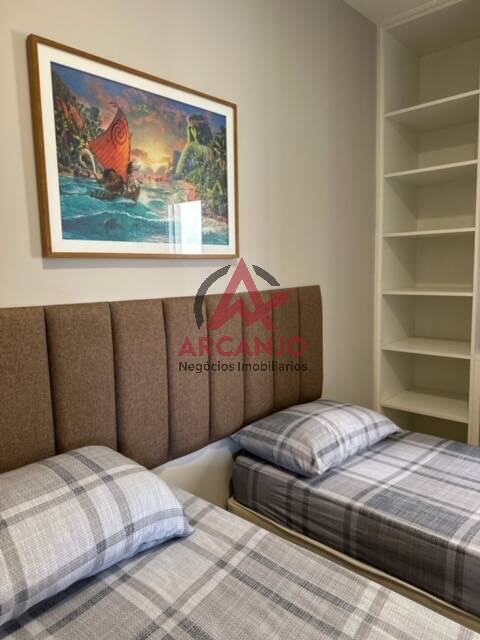 Apartamento à venda com 2 quartos, 72m² - Foto 2