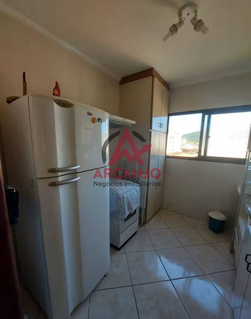 Apartamento à venda com 3 quartos, 130m² - Foto 13