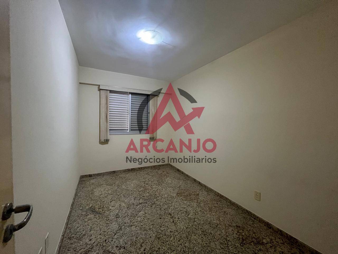 Apartamento à venda com 3 quartos, 100m² - Foto 12