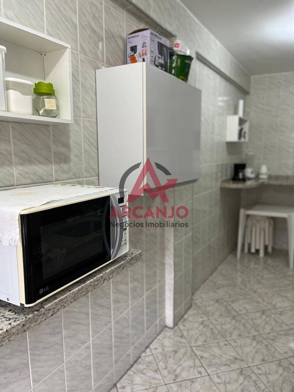 Apartamento à venda com 2 quartos, 75m² - Foto 17