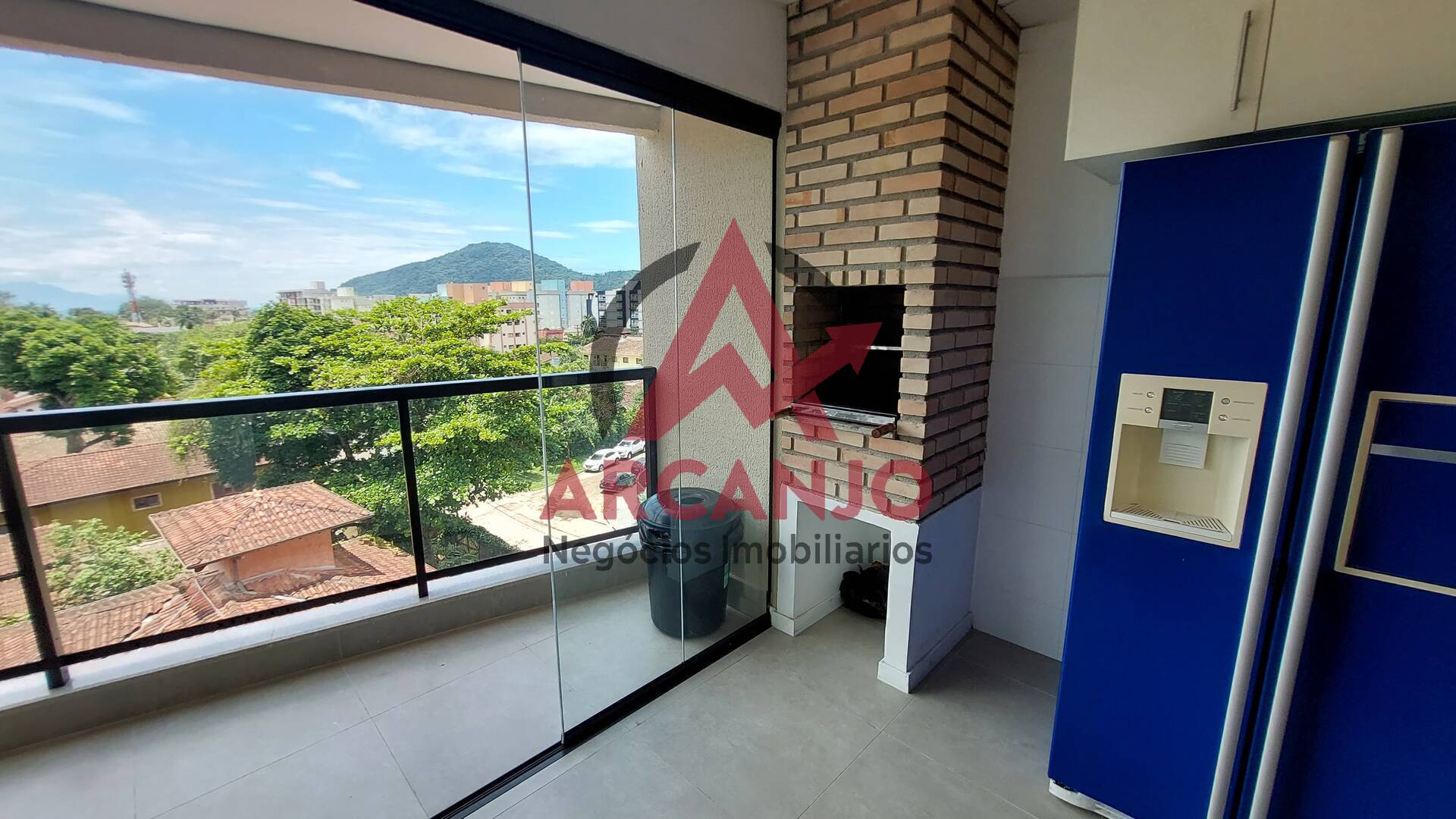 Apartamento à venda com 3 quartos, 110m² - Foto 3