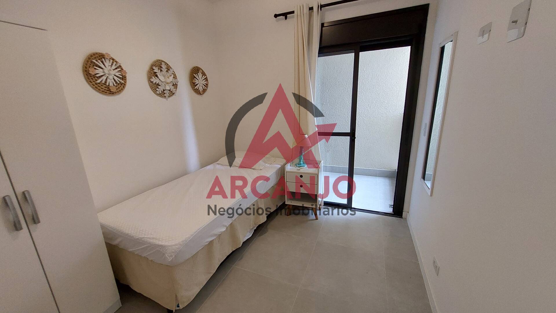 Apartamento à venda com 3 quartos, 110m² - Foto 11