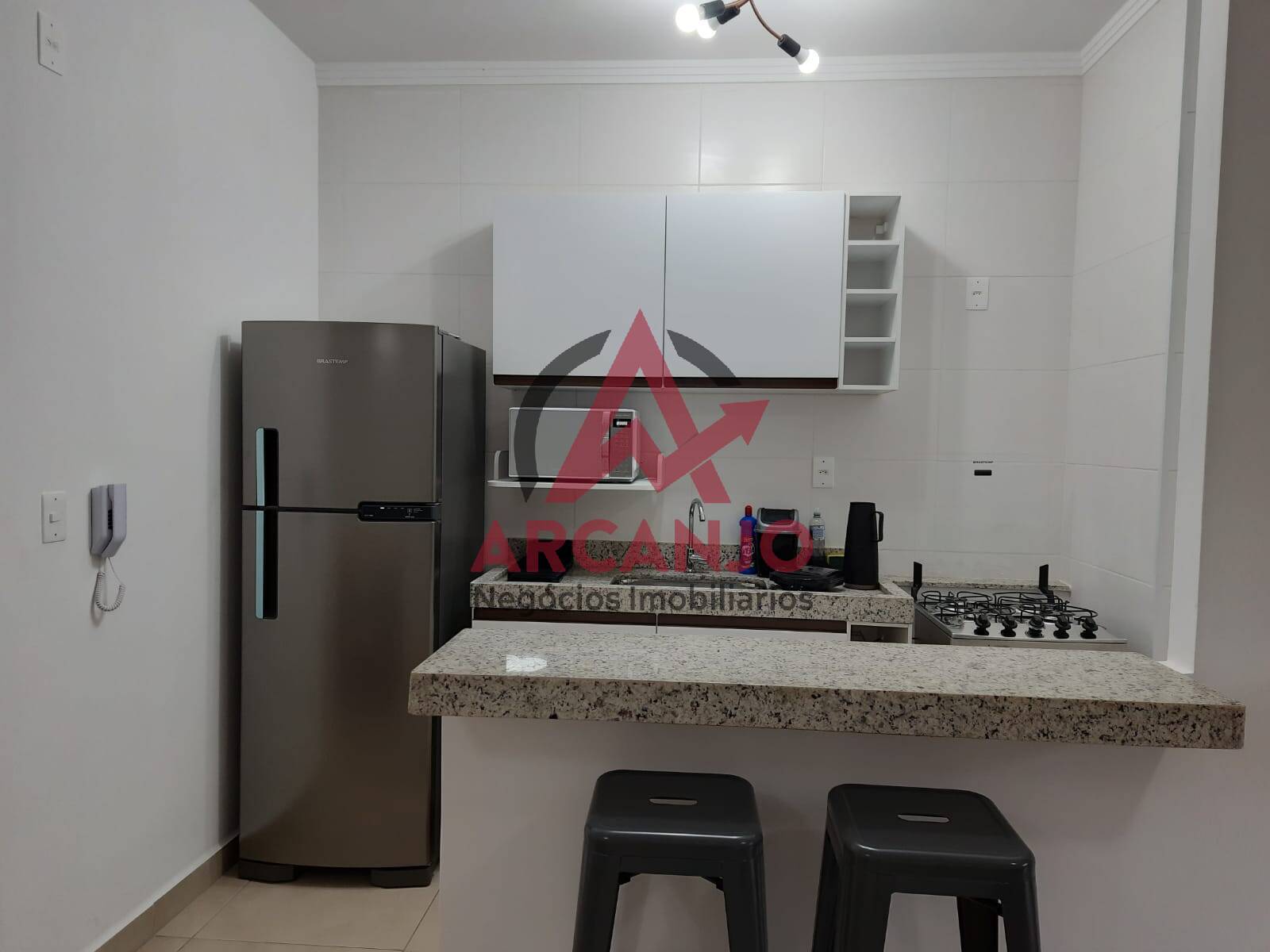 Apartamento à venda com 2 quartos, 75m² - Foto 8