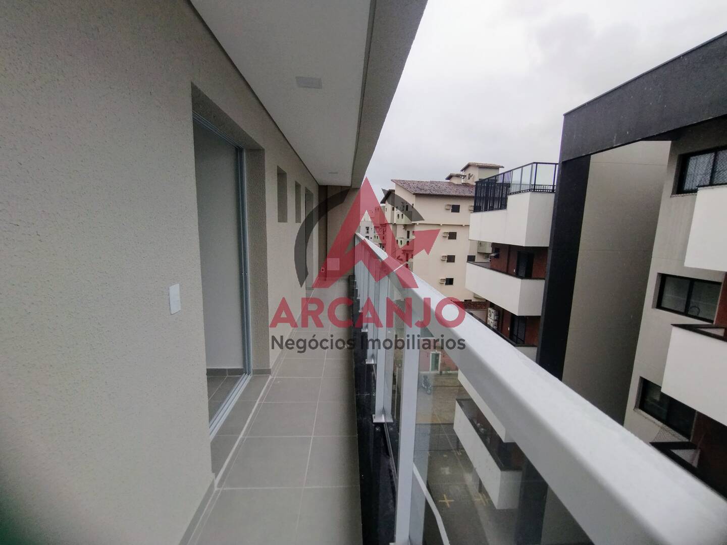 Apartamento à venda com 2 quartos, 82m² - Foto 5