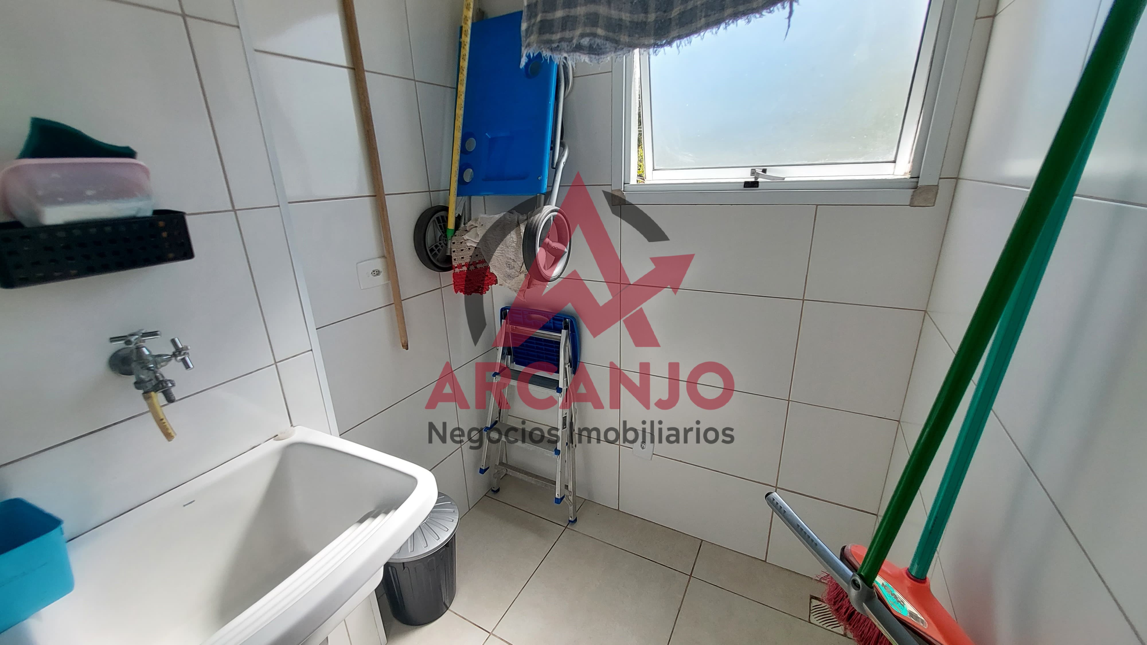 Apartamento à venda com 2 quartos, 45m² - Foto 16