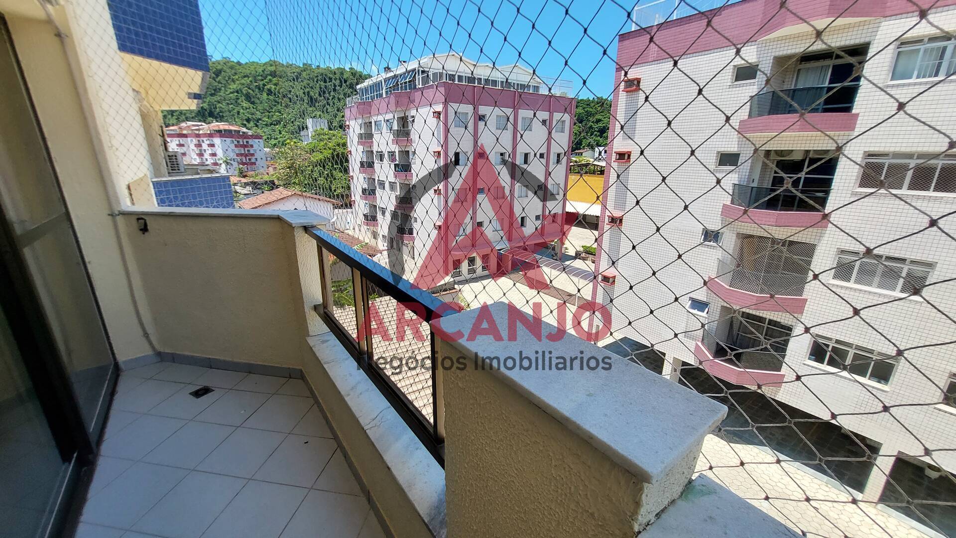 Apartamento à venda com 2 quartos, 96m² - Foto 3