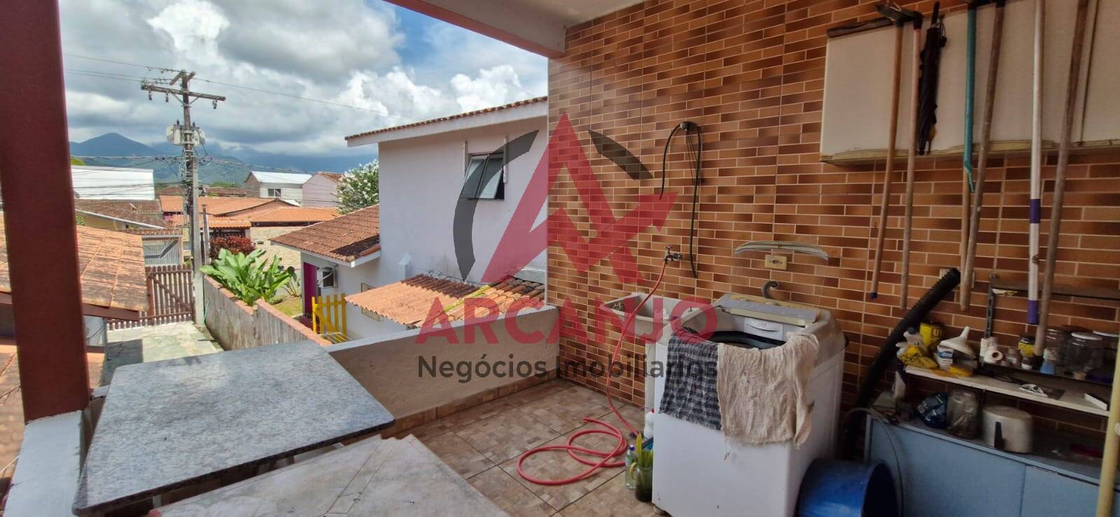 Casa para alugar com 2 quartos, 70m² - Foto 4