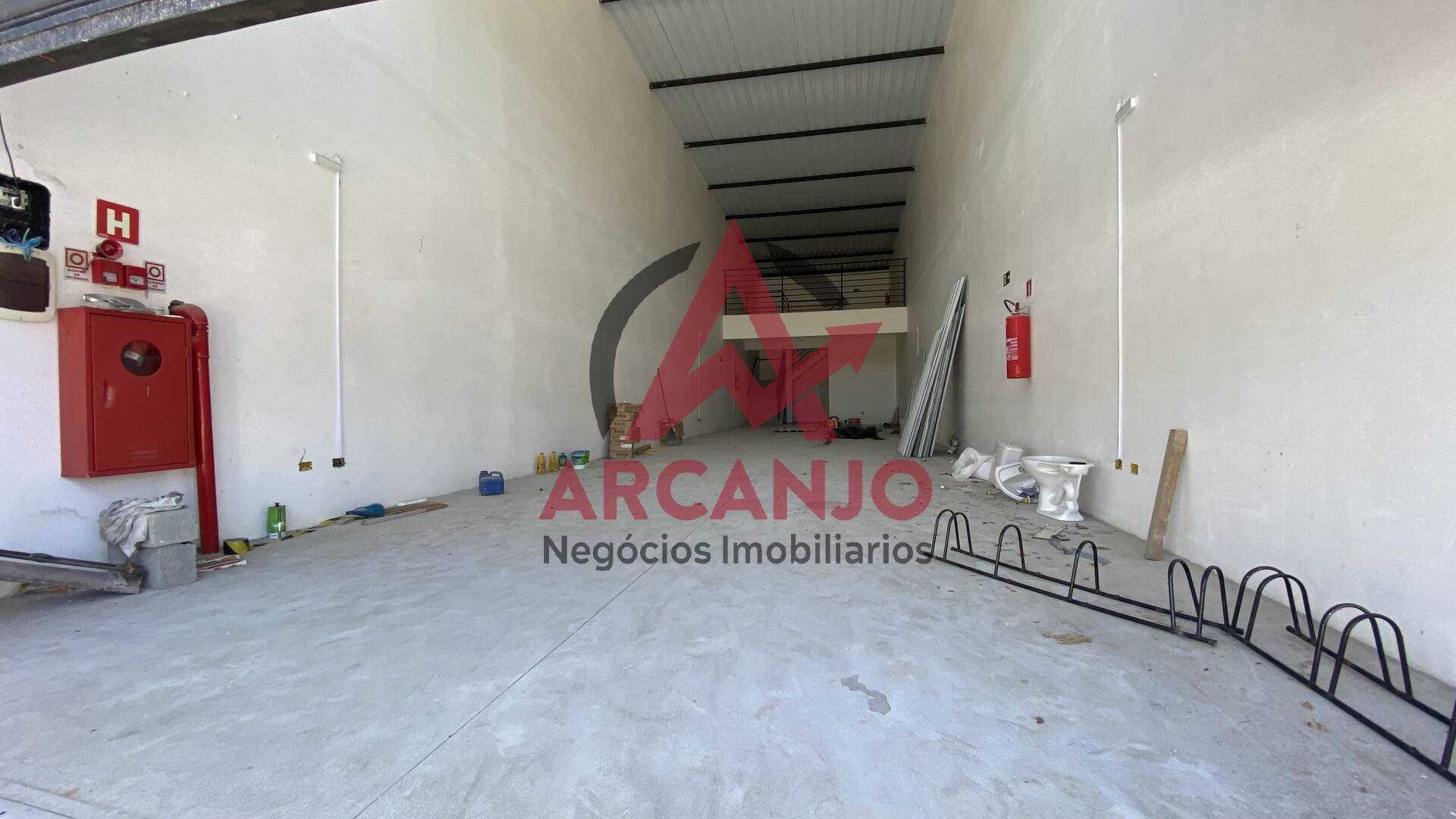 Depósito-Galpão-Armazém para alugar, 146m² - Foto 6