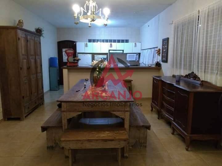 Casa à venda com 3 quartos, 200m² - Foto 13