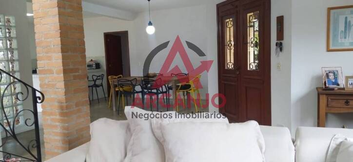 Casa à venda com 3 quartos, 180m² - Foto 15