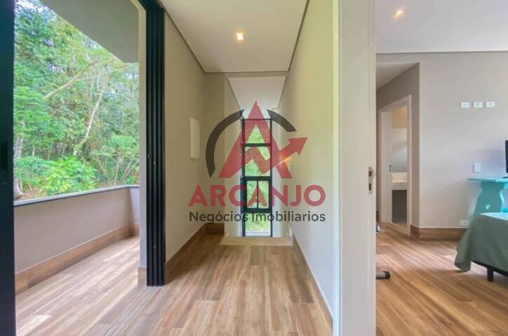 Casa à venda com 4 quartos, 230m² - Foto 35