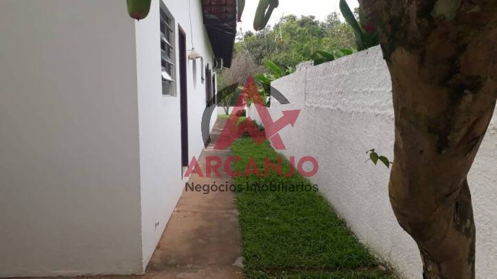 Casa à venda com 3 quartos, 230m² - Foto 10