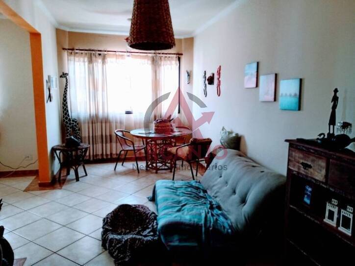 Apartamento à venda com 4 quartos, 196m² - Foto 1