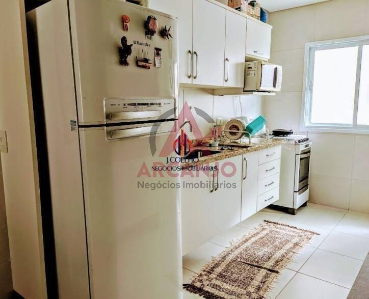 Apartamento à venda com 3 quartos, 124m² - Foto 2