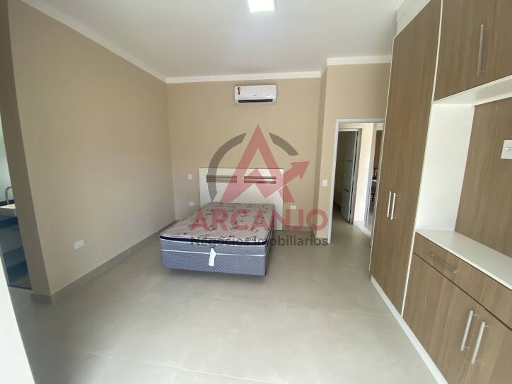 Casa à venda com 4 quartos, 230m² - Foto 20