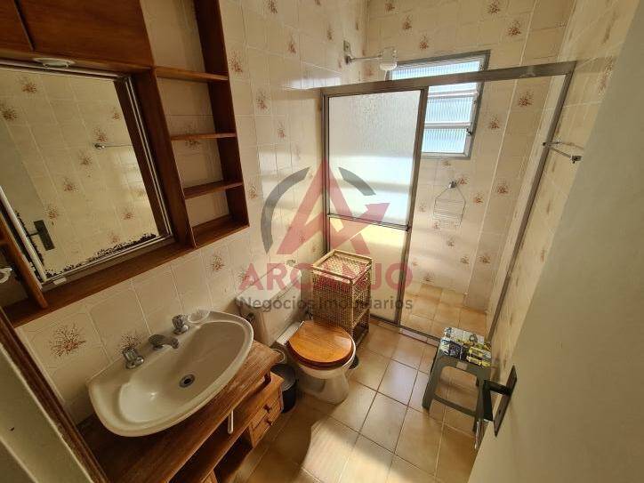 Apartamento à venda com 2 quartos, 70m² - Foto 11