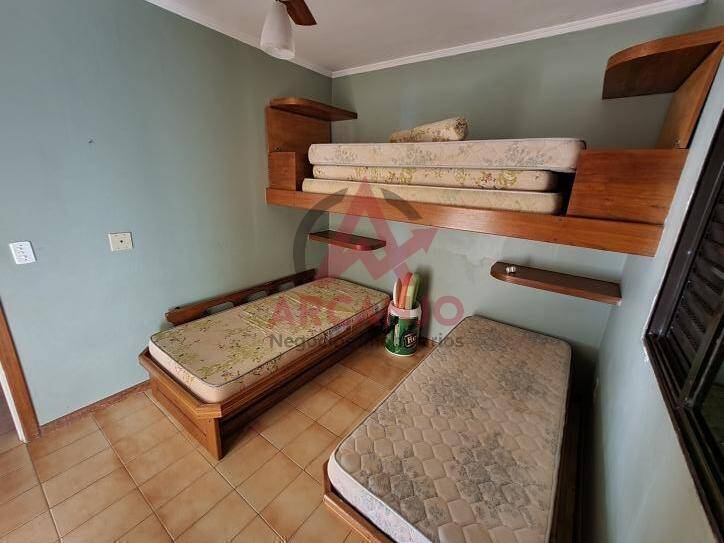 Apartamento à venda com 2 quartos, 70m² - Foto 16