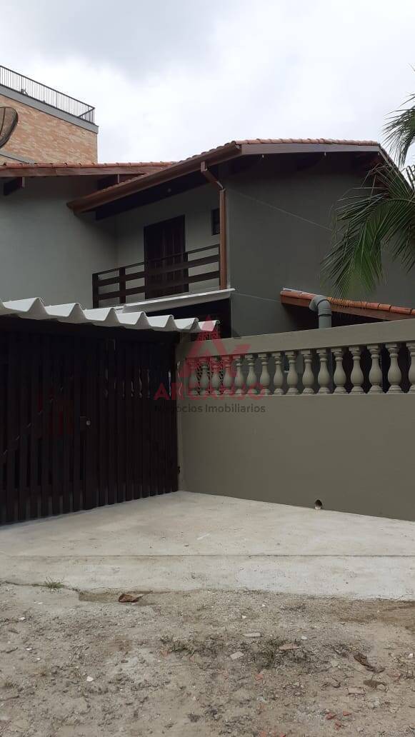 Casa à venda com 2 quartos, 110m² - Foto 10