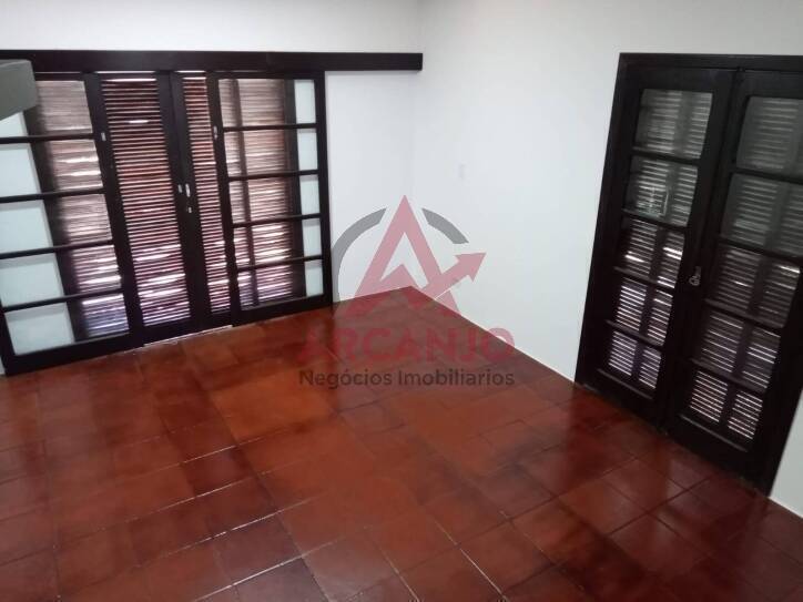 Casa à venda com 2 quartos, 110m² - Foto 17