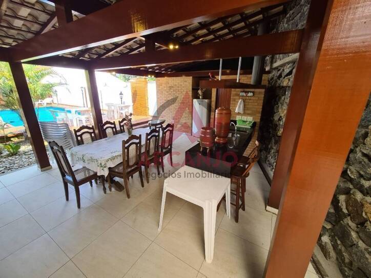 Casa à venda com 4 quartos, 300m² - Foto 13