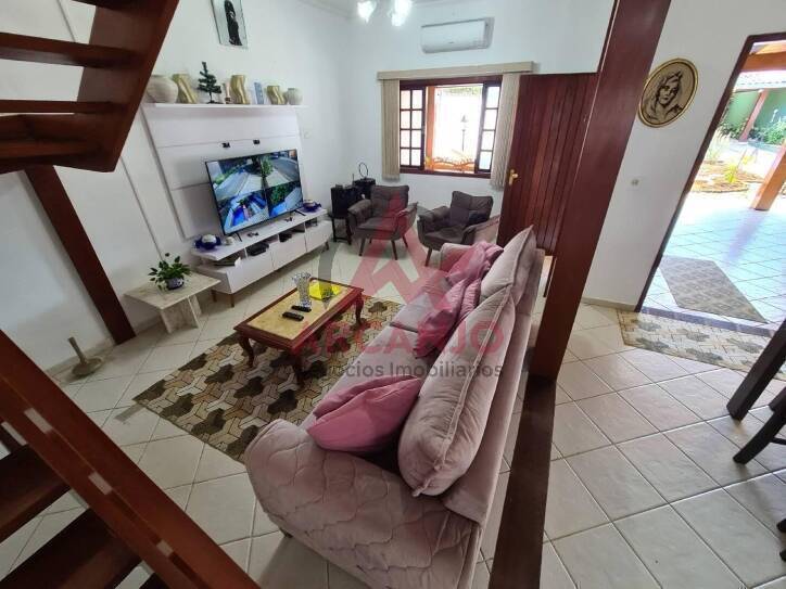 Casa à venda com 4 quartos, 300m² - Foto 16