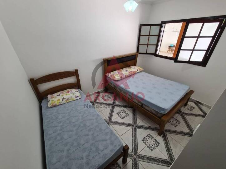 Casa à venda com 4 quartos, 300m² - Foto 31