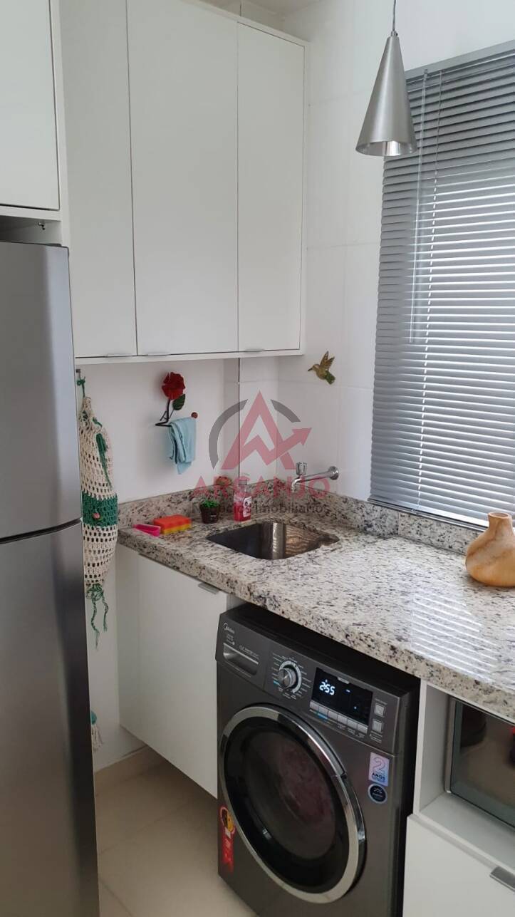 Apartamento à venda com 2 quartos, 72m² - Foto 7