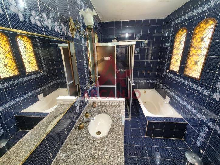 Casa de Condomínio à venda com 5 quartos, 300m² - Foto 16