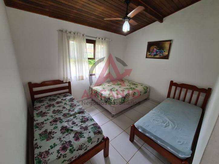 Casa de Condomínio à venda com 5 quartos, 300m² - Foto 19