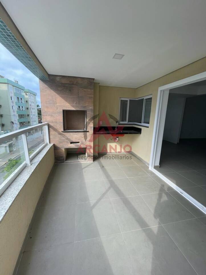 Apartamento à venda com 3 quartos, 142m² - Foto 1