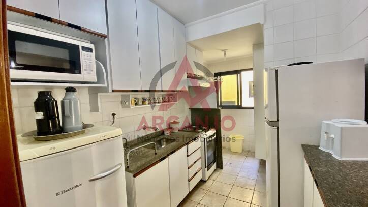 Apartamento à venda com 3 quartos, 140m² - Foto 9