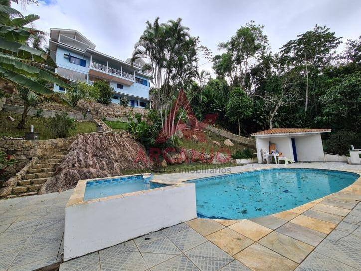 Casa de Condomínio à venda com 6 quartos, 350m² - Foto 1