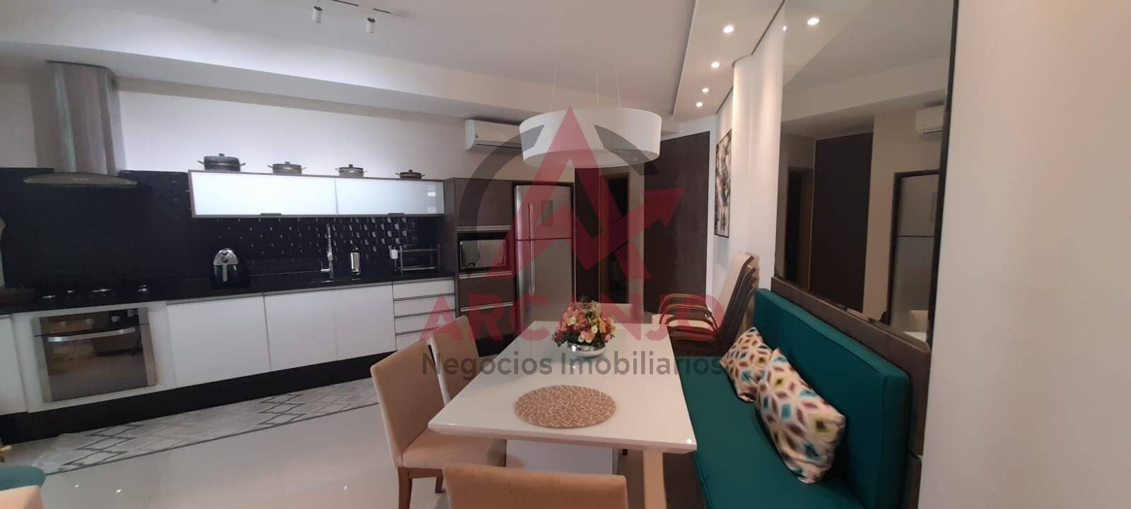 Apartamento à venda com 2 quartos, 90m² - Foto 27