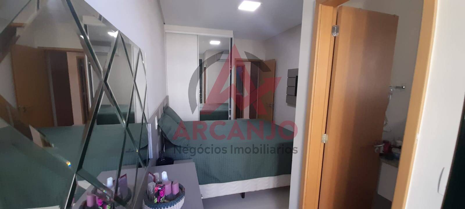 Apartamento à venda com 2 quartos, 90m² - Foto 31