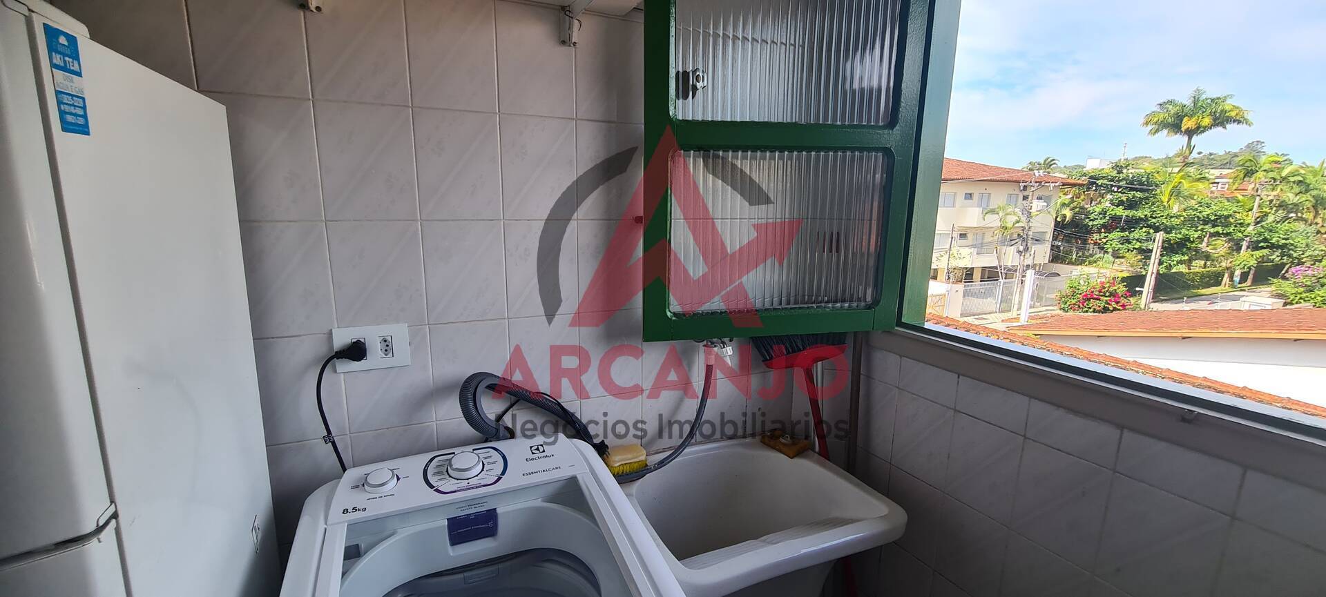 Apartamento para alugar com 2 quartos, 89m² - Foto 12