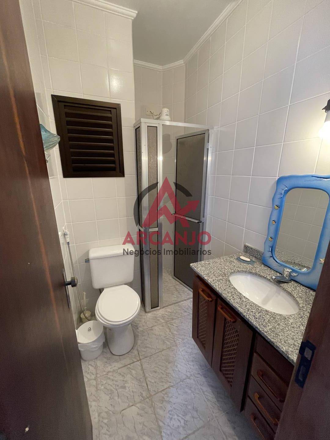 Apartamento para alugar com 3 quartos, 120m² - Foto 11