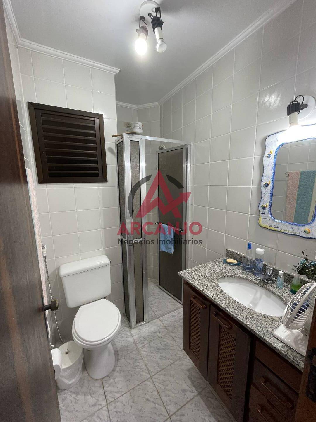 Apartamento para alugar com 3 quartos, 120m² - Foto 17